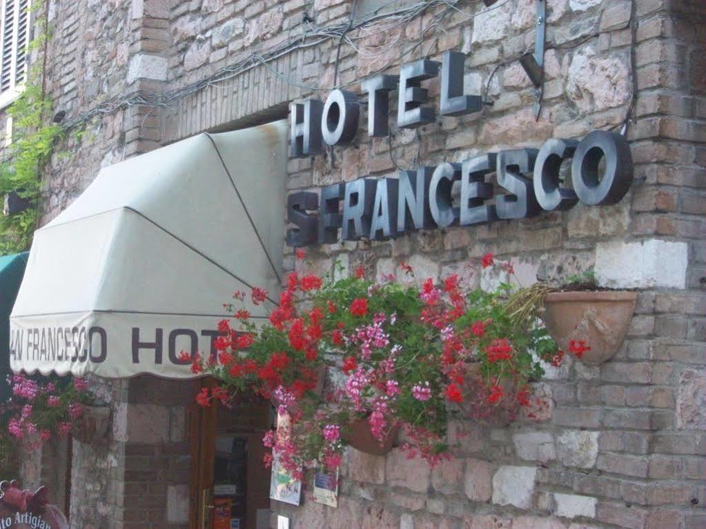 Hotel San Francesco Ассизи Экстерьер фото